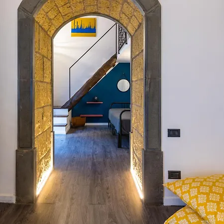 Apartment Hidden Gem On Chiaia Pedastrian Area By Napoliapartments Naples