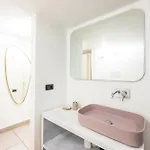 Hidden Gem On Chiaia Pedastrian Area By Napoliapartments Apartment