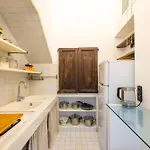 Hidden Gem On Chiaia Pedastrian Area By Napoliapartments *