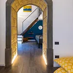 Apartment Hidden Gem On Chiaia Pedastrian Area By Napoliapartments Neapel