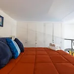 Apartment Hidden Gem On Chiaia Pedastrian Area By Napoliapartments