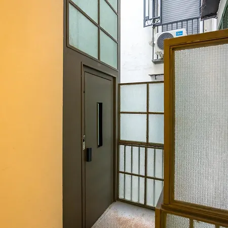 Hidden Gem On Chiaia Pedastrian Area By Napoliapartments Apartament