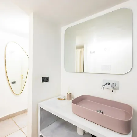 Hidden Gem On Chiaia Pedastrian Area By Napoliapartments Apartament