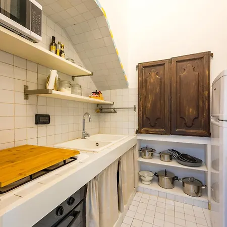 Hidden Gem On Chiaia Pedastrian Area By Napoliapartments Neapel